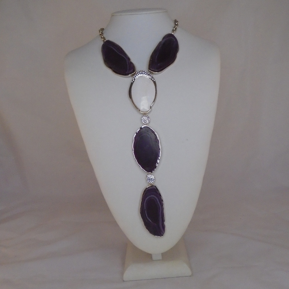 LYDELL NYC CHUNKY LARGE RHINESTONE PURPLE ACRYLIC